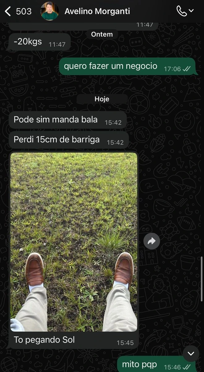 Conversa publicada por João Scar com Avelino relatando vinte quilos e quinze centímetros a menos de barriga
